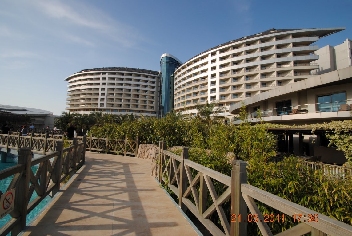 imagini hotel ROYAL WINGS LARA